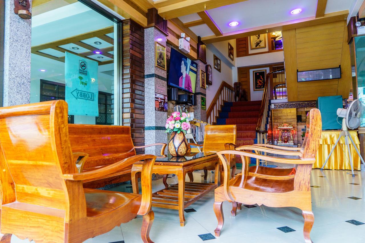 Siri Hotel Nakhon Ratchasima Extérieur photo