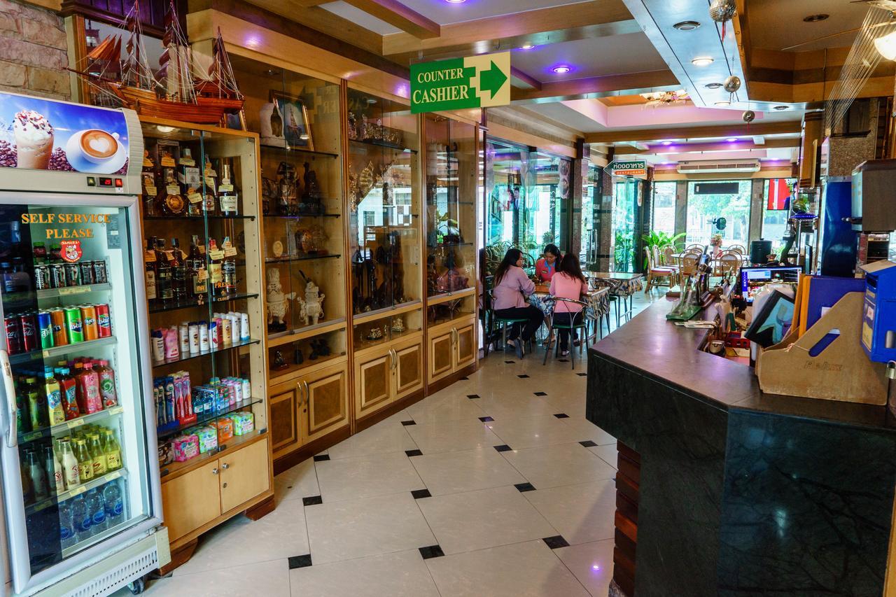 Siri Hotel Nakhon Ratchasima Extérieur photo