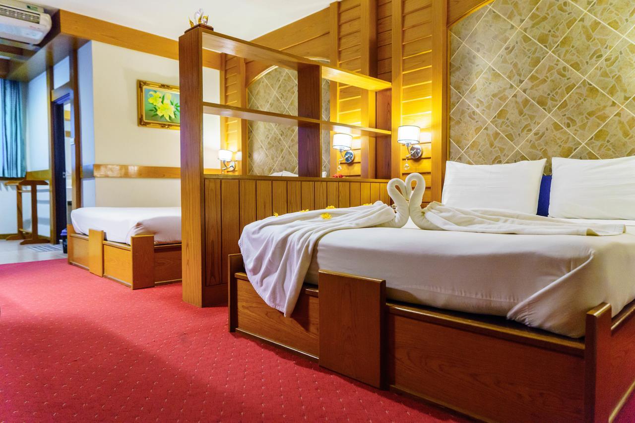 Siri Hotel Nakhon Ratchasima Extérieur photo