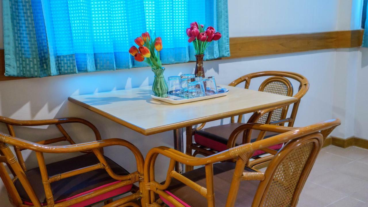Siri Hotel Nakhon Ratchasima Extérieur photo