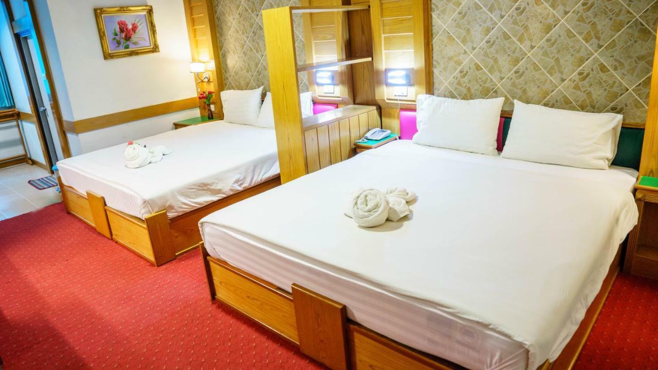 Siri Hotel Nakhon Ratchasima Extérieur photo